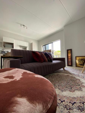 Luxurious 2BD 2BT APT in Midrand